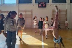 28692321-7add-4440-a5e7-3ea0a4d7cfaf