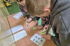 7760e6ba-de9e-4b81-8e9c-d742c3f57602