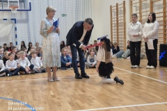 f0f4da95-87ed-446e-9f38-8ad9f5ca2154